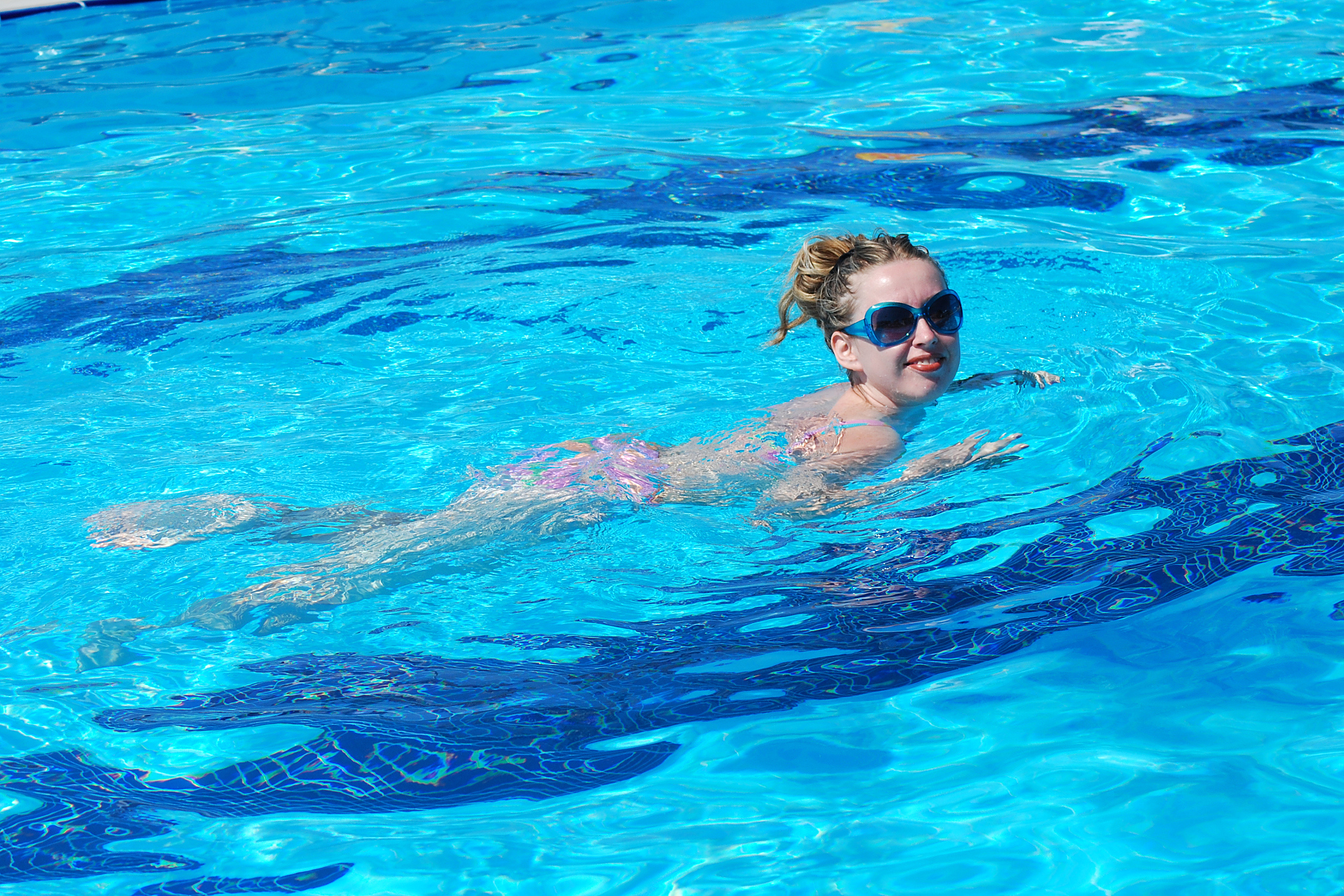 雷速体育-亚洲杯训练课后走向成谜；本菲卡门线救险；细节曝光；训练强度显著提升(本菲卡历史最佳阵容)