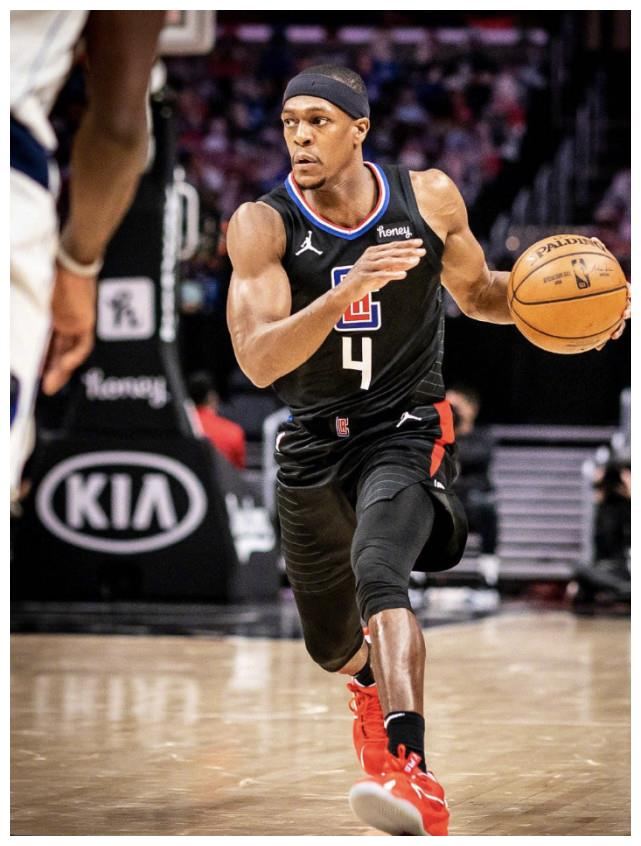 雷速-包含NBA总决赛赛程吃紧；斯图加特关键时刻更衣室发声；更衣室稳定；轮换策略成焦点的词条