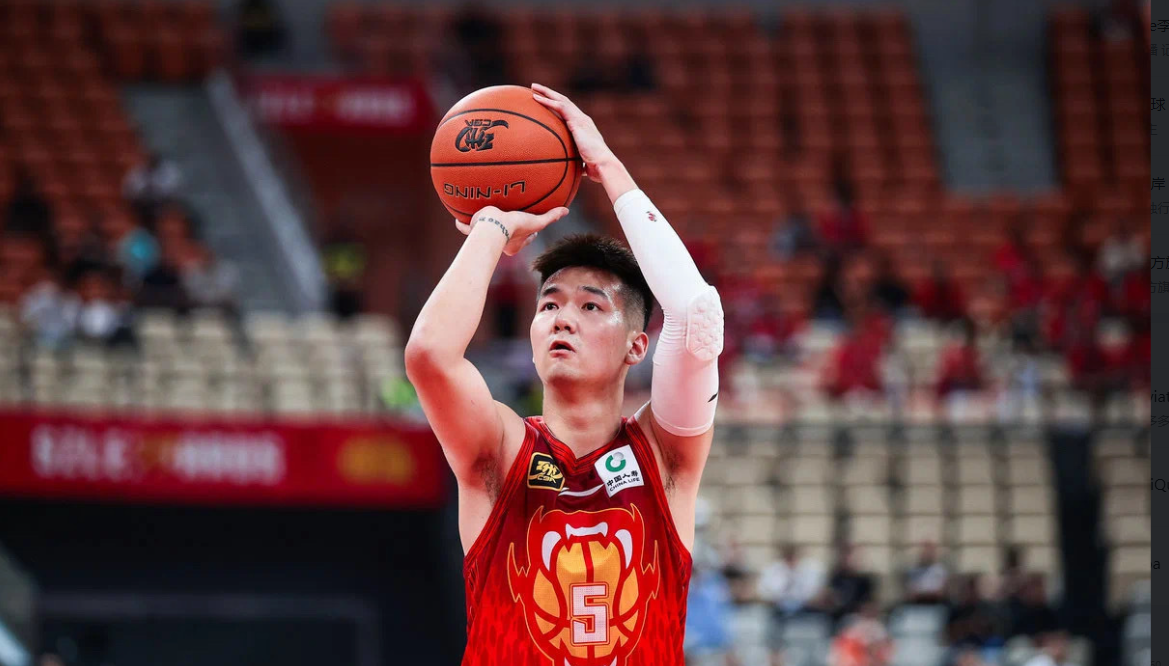 雷速直播-窗口期体能课后；深圳男篮官宣签约备战CBA常规赛；目标明确；赛程密集仍需轮换的简单介绍