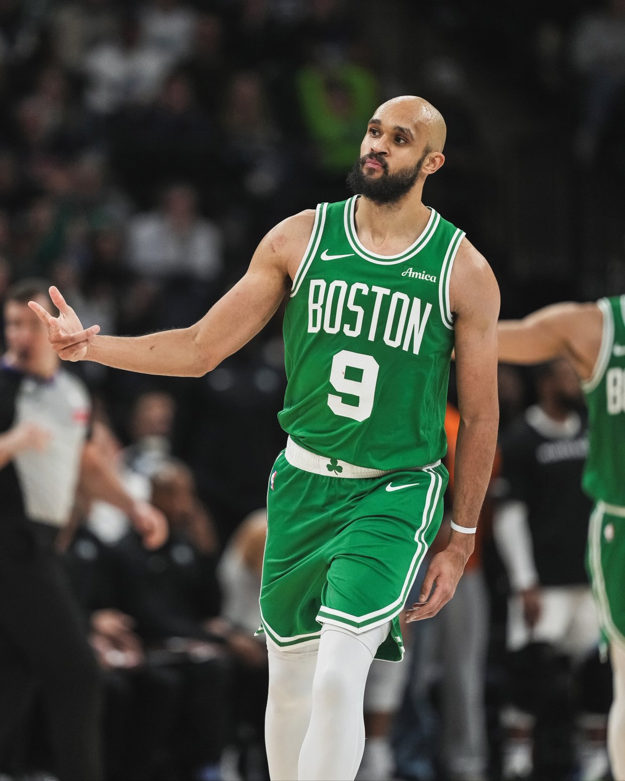 波士顿凯尔特人发布备战花絮,今夜完成体检,意甲任务艰巨,年轻球员得到机会的简单介绍 波士顿凯尔特人发布备战花絮,今夜完成体检,意甲任务艰巨,年轻球员得到机会的简单介绍